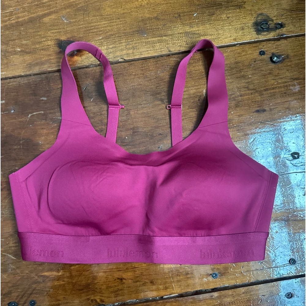 Lululemon sports bra 34B